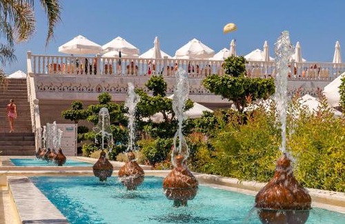 Side Hotel | Royal Taj Mahal Hotel
