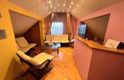 Nis Villa | Royal villa