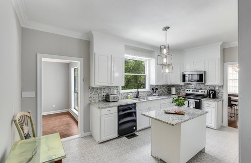 Fondren Casa | Royal Villa!