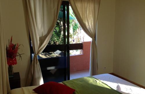 Faaa Casa | Royale attitude