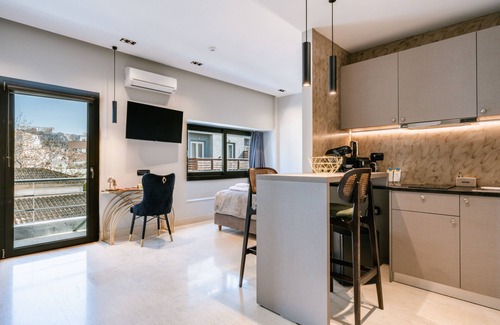 Psirri Hotel | Royalty Suites Psyrri