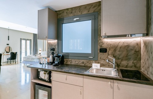 Psirri Hotel | Royalty Suites Psyrri