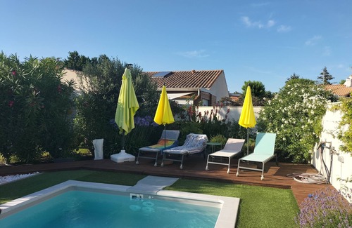 Vaux-sur-Mer Villa | Royan / Vaux sur Mer, Belle Villa Avec Piscine, 9 Personnes à 1,5 km de la mer