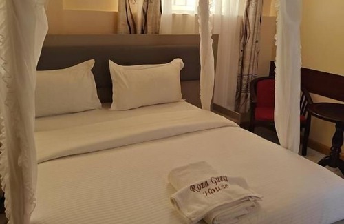 Naivasha Hotel | Roza Guest House Naivasha