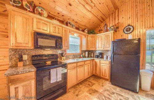 New Braunfels Casa | RR 9122SF Sunflower Cabin