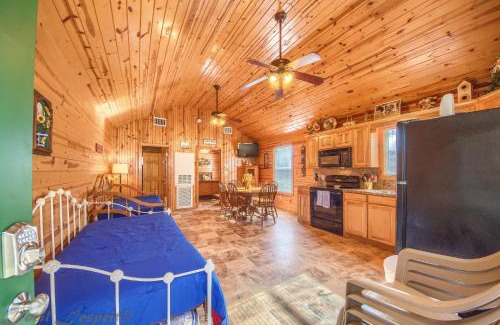 New Braunfels Casa | RR 9122SF Sunflower Cabin