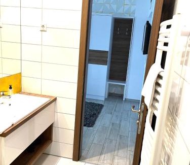 Sarvar Apartamento | Rubin Sunshine Apartman
