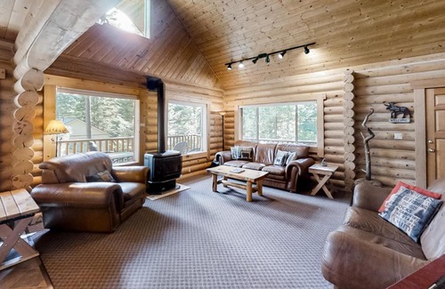 Enterprise Casa | Ruby Peak Haven