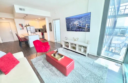 North Buckhead Apartamento | Ruby Retreat | Elegance & Comfort | Pool | Workout