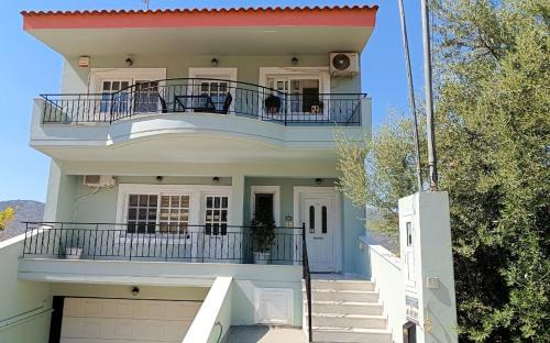 Chalcis Apartamento | Ruby's house