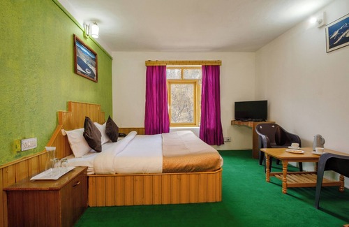 Aleo Hotel | Rudra Mountain Inn