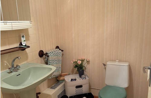Courban Casa | Rue de la Roxanne - Set near the famous vineyards of Chablis and Champagne.n