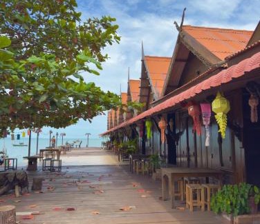 Bang Sare Complejo | Ruenton Resort เรือนต้น รีสอร์ท