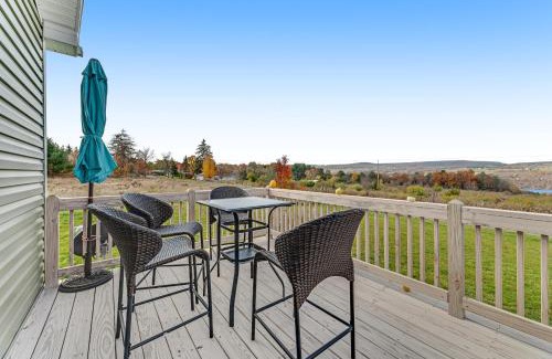 Hammondsport Casa | Ruftop Ridge