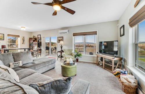 Hammondsport Casa | Ruftop Ridge