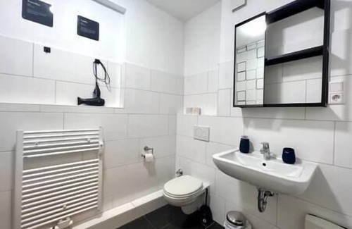 Suedviertel Apartamento | Ruhig & Zentral 2 Kingsize Betten Wi-fi
