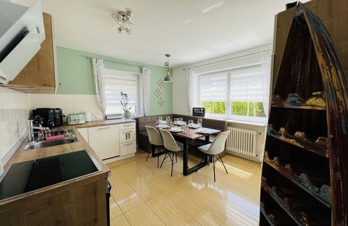 Gebrazhofen Apartamento | Ruhige 100qm Fewo mit Großer Terrasse und Garten Zwischen Berge und Bodensee