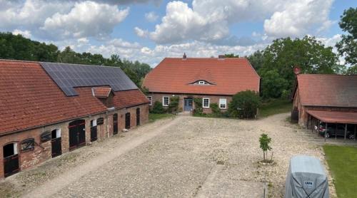 Plath Apartamento | Ruhige FeWo im Nussbaumhof - Komfort & historisches Ambiente