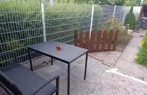 Neubeckum Apartamento | Ruhige freistehender Bungalow mit Parkplatz