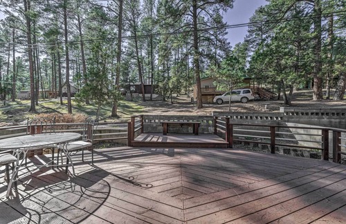 Ruidoso Cabaña | Ruidoso Cabin w/ Grill - Near Grindstone Lake!