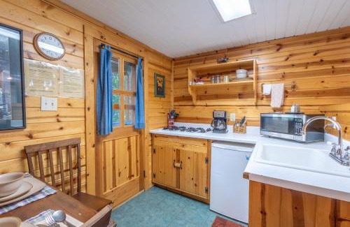 Ruidoso Casa | Ruidoso Lodge Cabin # 4