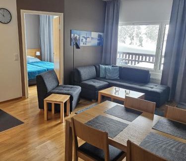 Rukatunturi Apartamento | Ruka Chalets Ski-In 1313