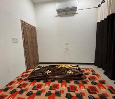 Mathura Hotel | Rukmani Rooms