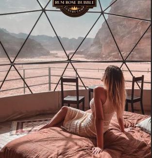 Wadi Rum Apartamento | RUM ROSE BUBBLE lUXURY CAMP