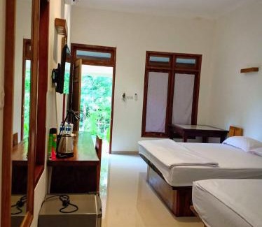 Sumberagung Cabina | Rumah Mertua Pulau Merah