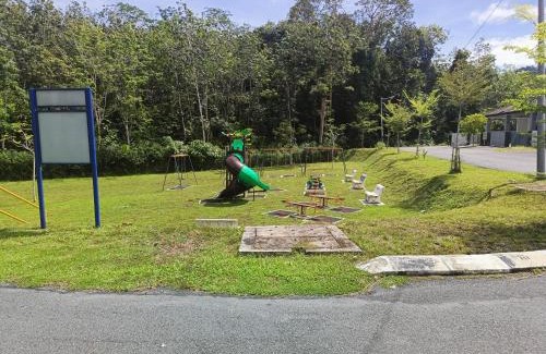 Larut Casa | Rumah SK