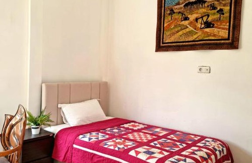 Pekanbaru Apartamento | Rumah Tropis - Lantai 1, single room