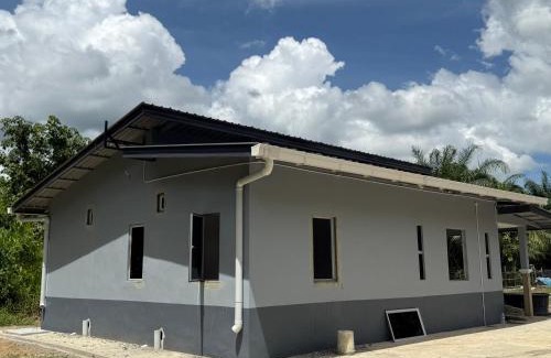 Kampung Takuli Casa | Rumahsinggah Beaufort