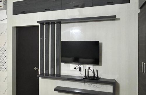 Jayadev Vihar Apartamento | Rumi HomeStays-104-1BHK