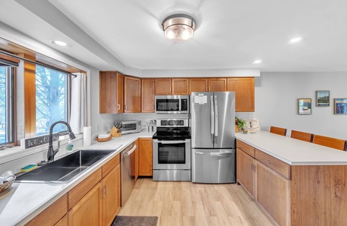 North Creek Casa | Rumor 39o - Upgraded Townhome With Woodsy Views 3 Bedroom Townhouse