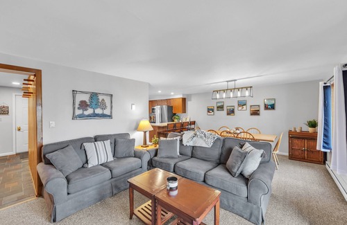 North Creek Casa | Rumor 39o - Upgraded Townhome With Woodsy Views 3 Bedroom Townhouse