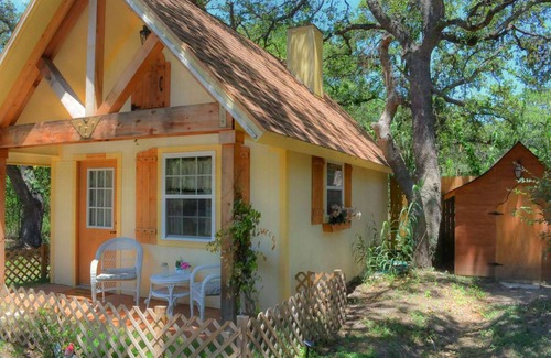 Fredericksburg Cabaña | Rumpelstilzchen Cottage, una escapada romántica en el Texas Hill Country