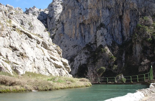 Villafrea de la Reina Apartamento | Alojamiento Rural en Montaña Leonesa, junto a picos de Europa y el pantano de Riaño.