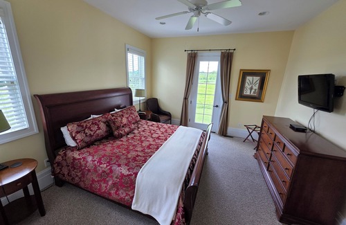 Farmville Cabaña | Rural and Charming 2-bedroom cottage near Hampden-Sydney and Longwood
