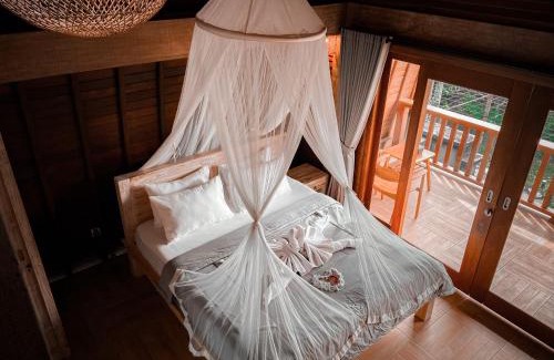 Taro Casa | Rural Atmosphere at Bali Coconut House in Delodsema Village