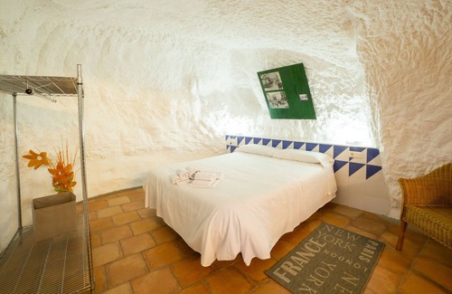 Valtierra Cabaña | Casa Rural Cueva Perdiz ( 5 personas ), terraza exterior y barbacoa