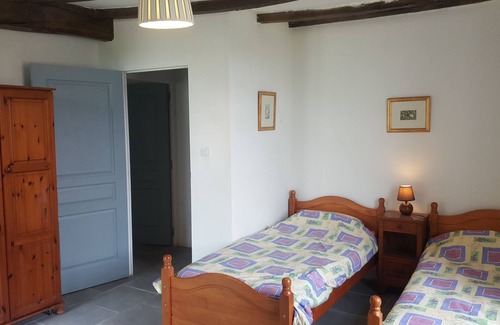 Courgeac Otro | Rural converted barn, sleeps up to 10, with large pool