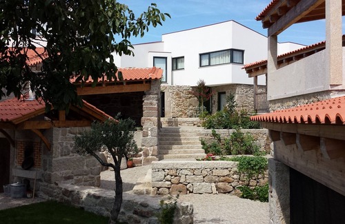 Sernancelhe Casa | casa de campo rural, restaurada modernamente, con 1 habitación, junto al río Duero