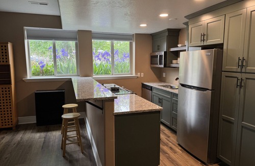 Ogden Apartamento | Rural Getaway 4-bedroom Basement Unit in Quiet Uintah