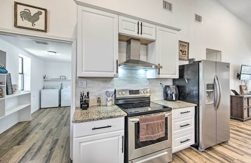 Gilmer Cabaña | Rural Gilmer House w/ Covered Patio!