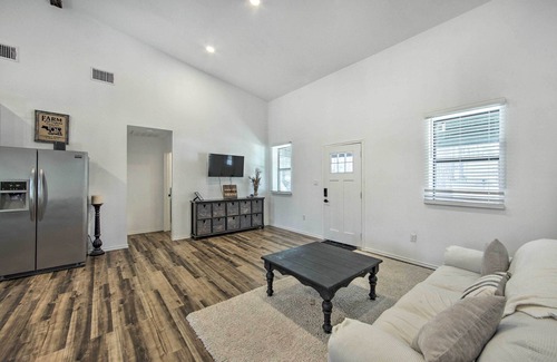 Gilmer Cabaña | Rural Gilmer House w/ Covered Patio!