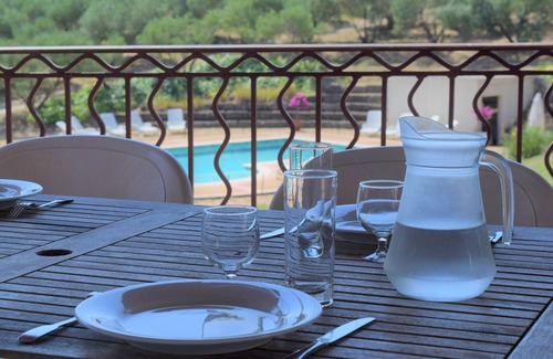 Beziers Cabaña | Casa rural con terraza, piscina compartida, tranquila, cerca del Canal du Midi