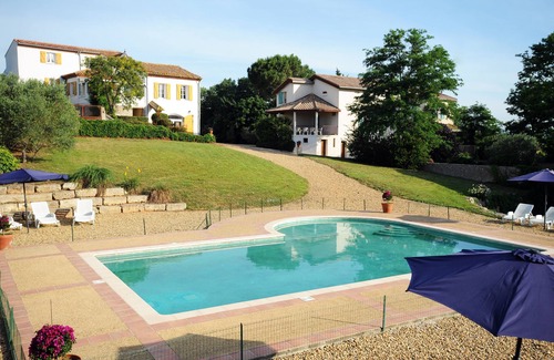 Beziers Cabaña | Casa rural con terraza, piscina compartida, tranquila, cerca del Canal du Midi