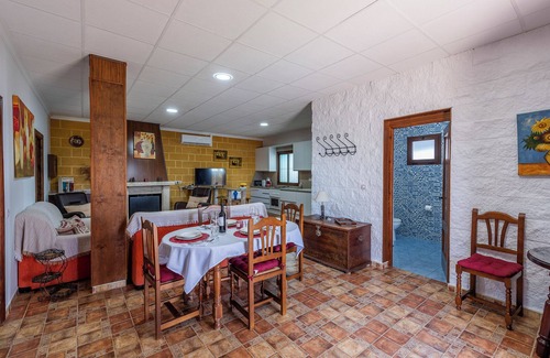 La Lantejuela Casa | Casa de vacaciones rural "Casita de la Cantera" con piscina y Wi-Fi