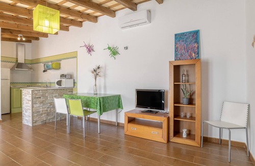 Campano Casa | Casa rural 'Pepe' con piscina compartida, Wi-Fi y aire acondicionado