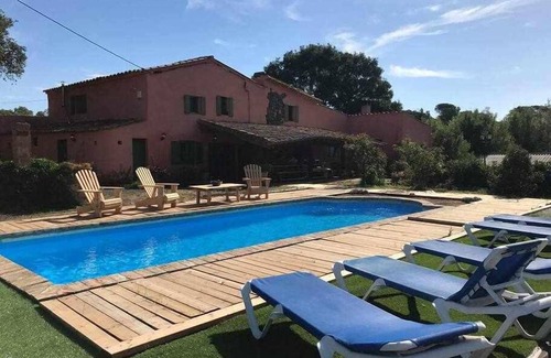 Macanet de la Selva Apartamento | Casa rural con piscina en Maçanet de la Selva